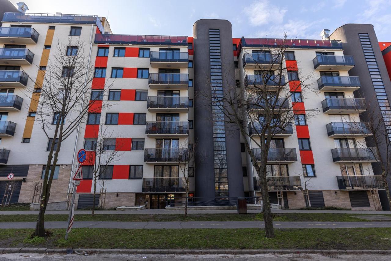All You Need In Bp - Garage, Terraces, Aircon Budapeste Exterior foto